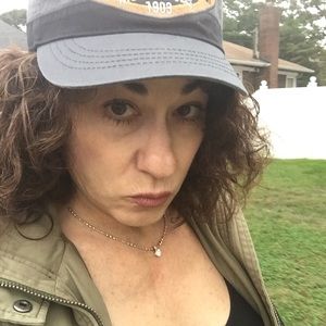 Meet your Posher, Michele